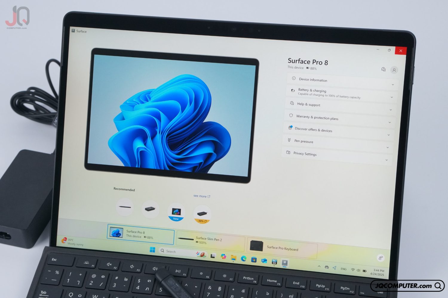 Microsoft Surface Pro 8 - Image 13