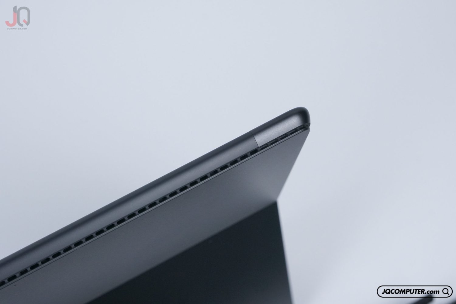 Microsoft Surface Pro 8 - Image 16