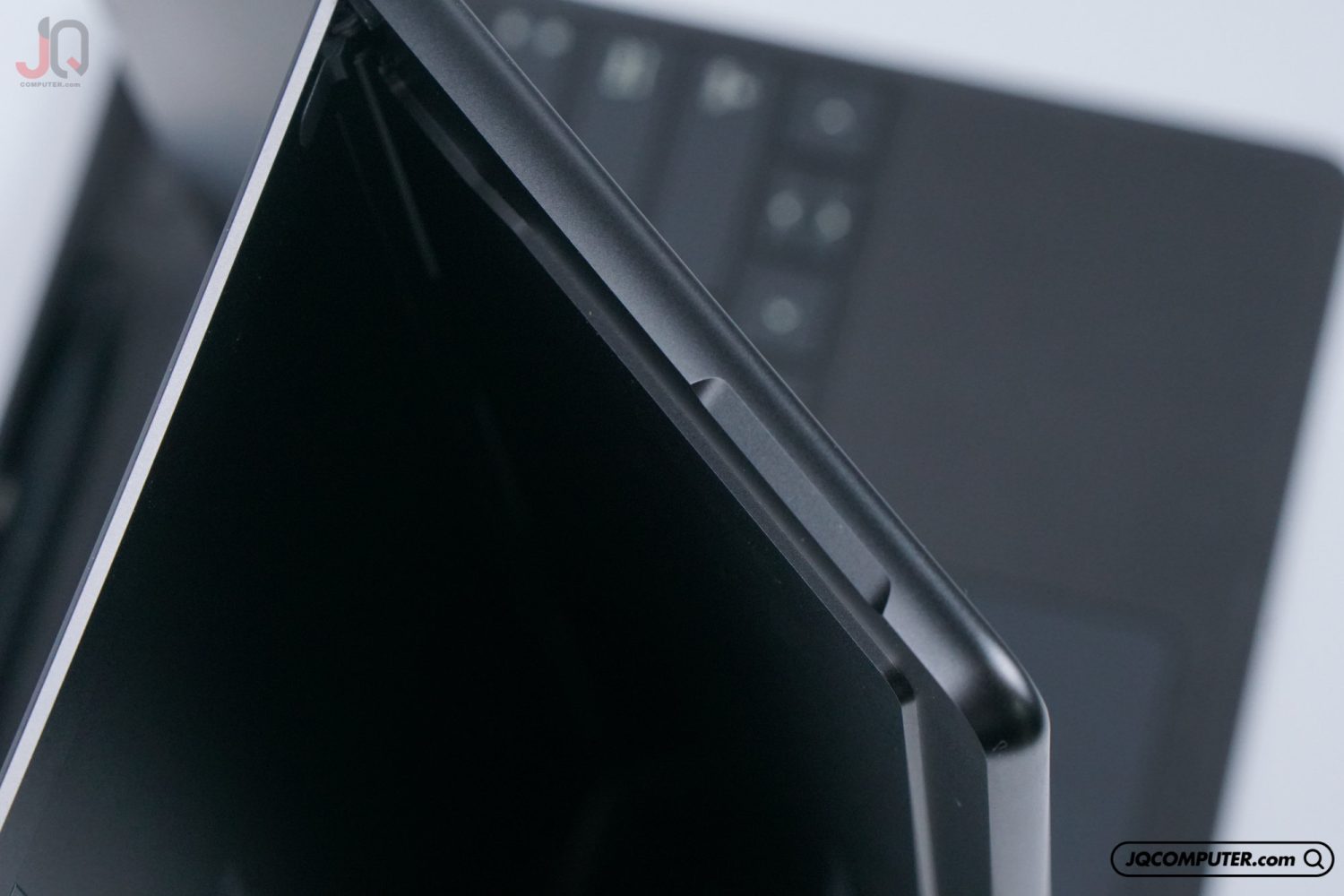 Microsoft Surface Pro 8 - Image 21