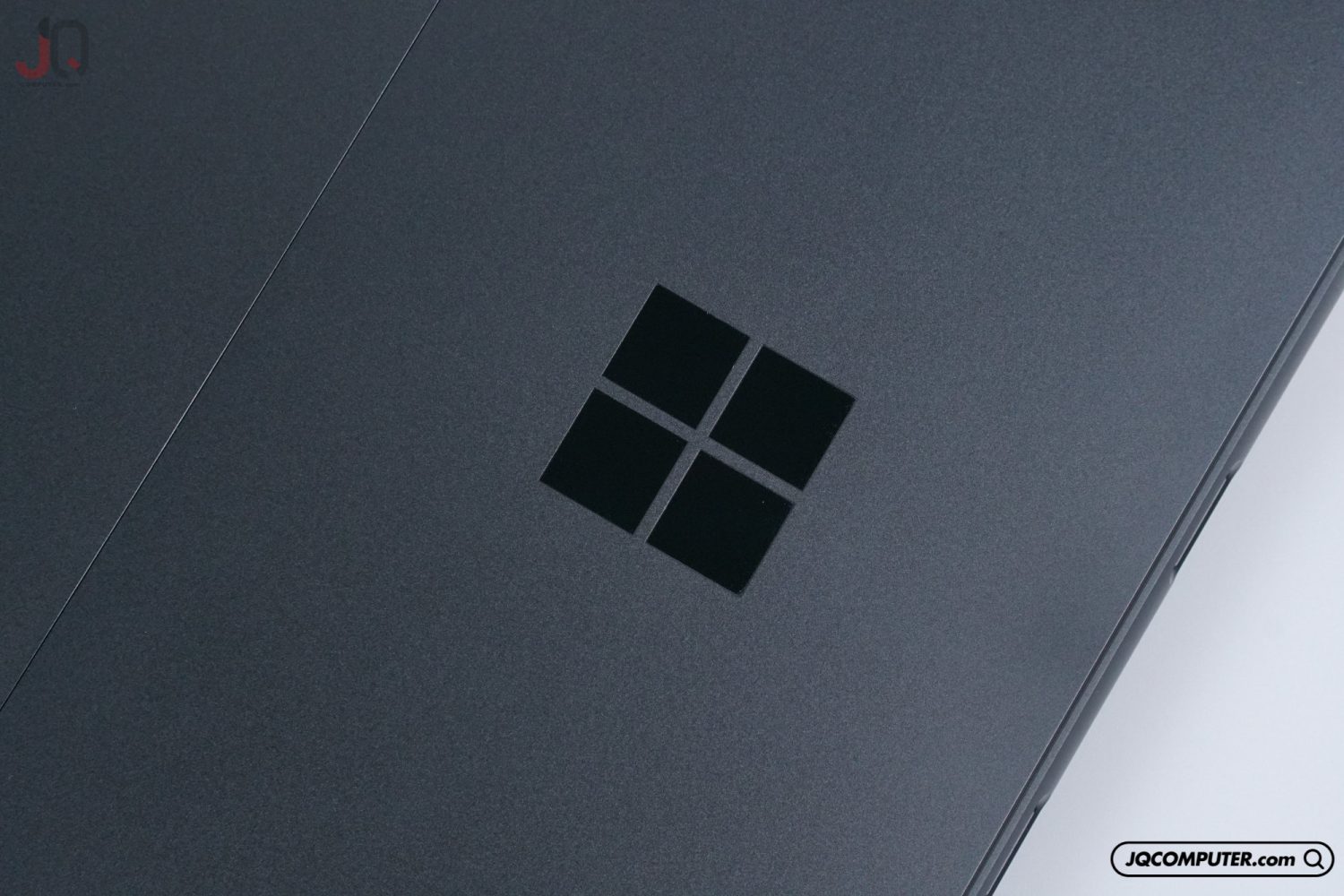 Microsoft Surface Pro 8 - Image 24