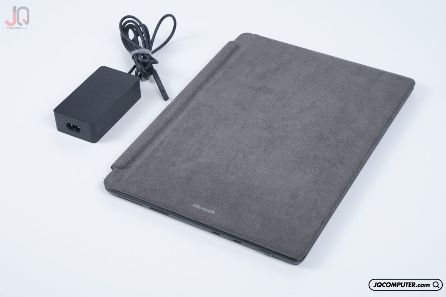 Microsoft Surface Pro 8 - Image 25