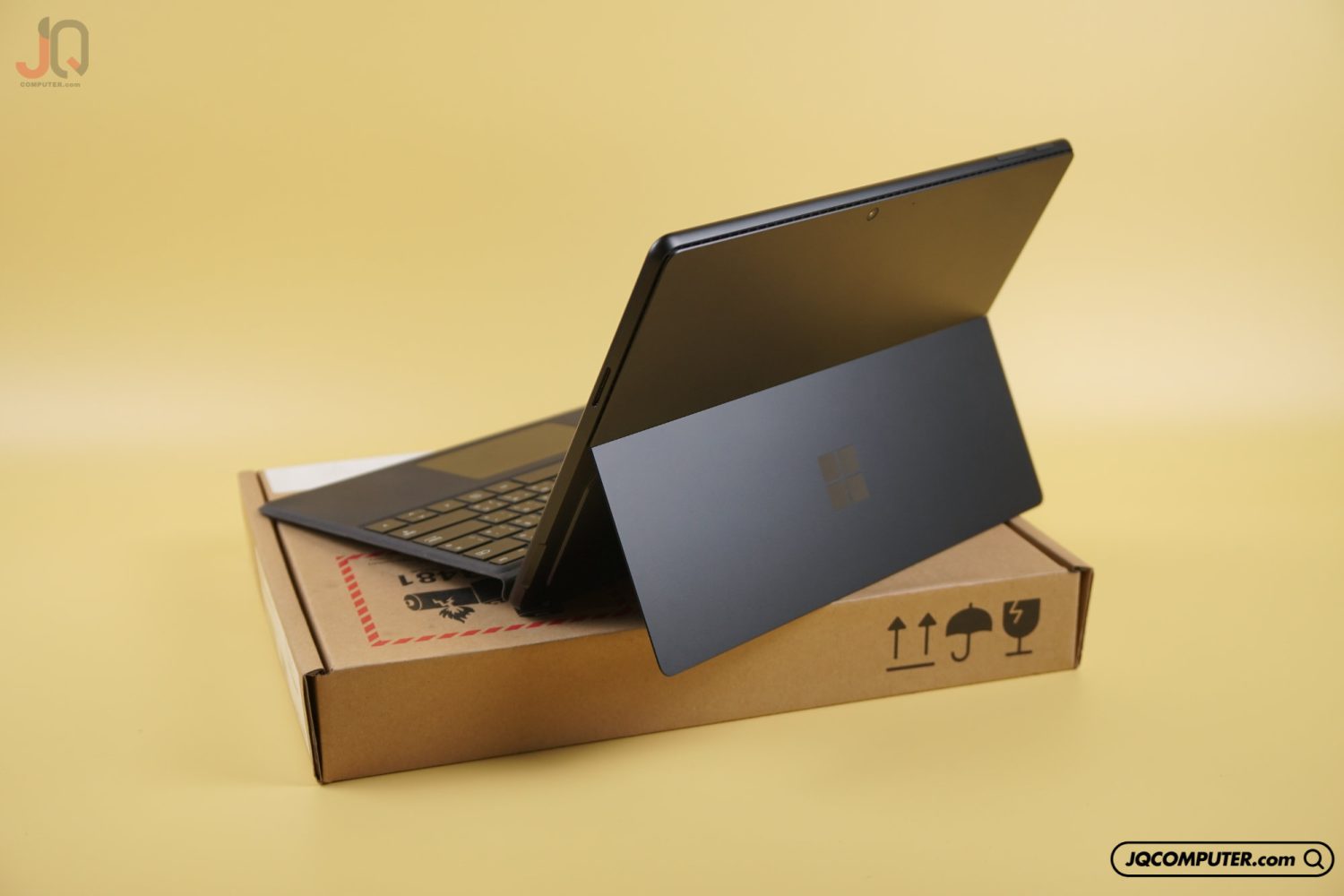 Microsoft Surface Pro 9 - Image 2