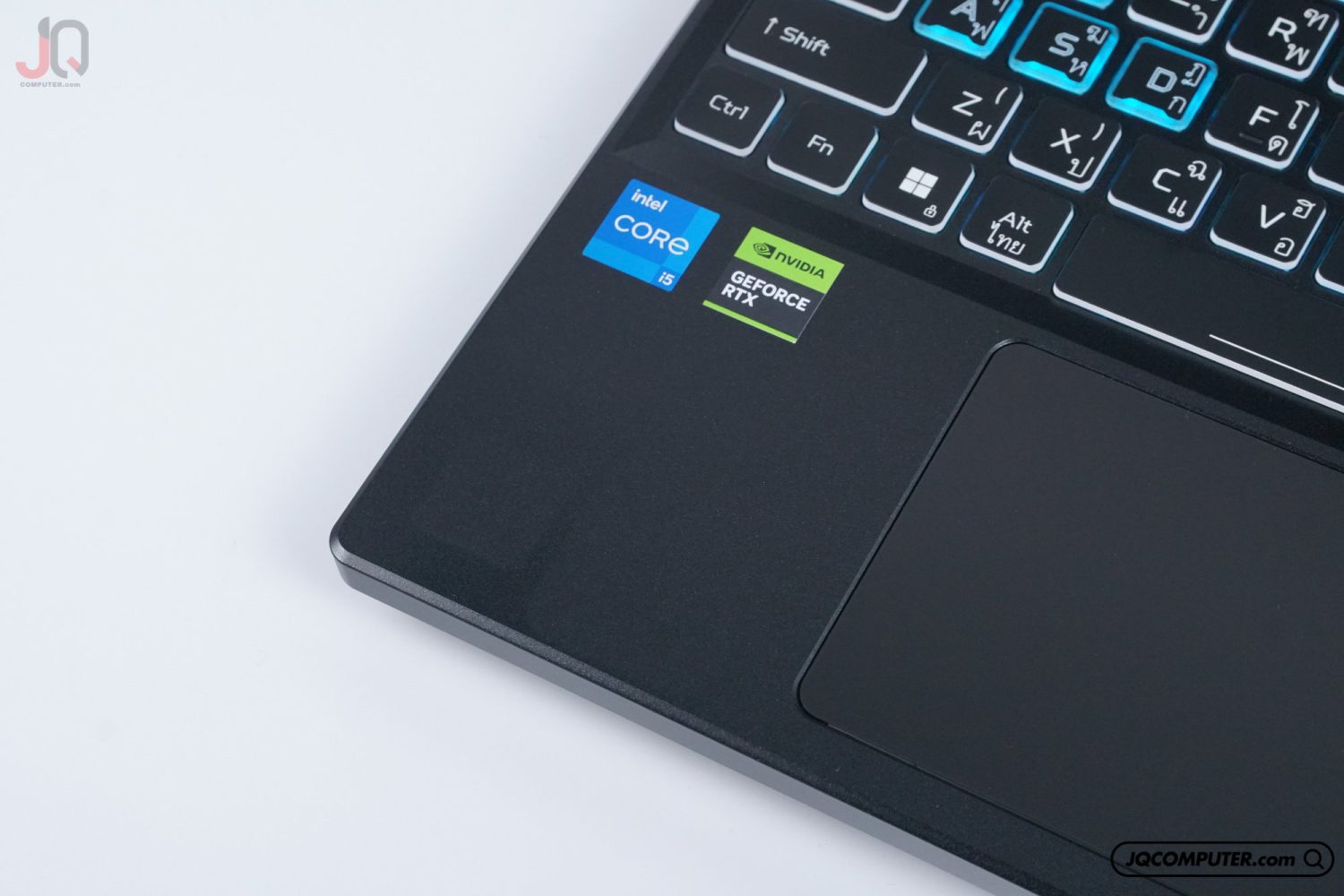 Acer Predator Helios Neo 16 - Image 3