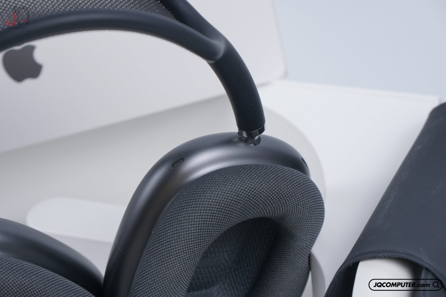 Apple AirPods Max (Lightning) - Image 5