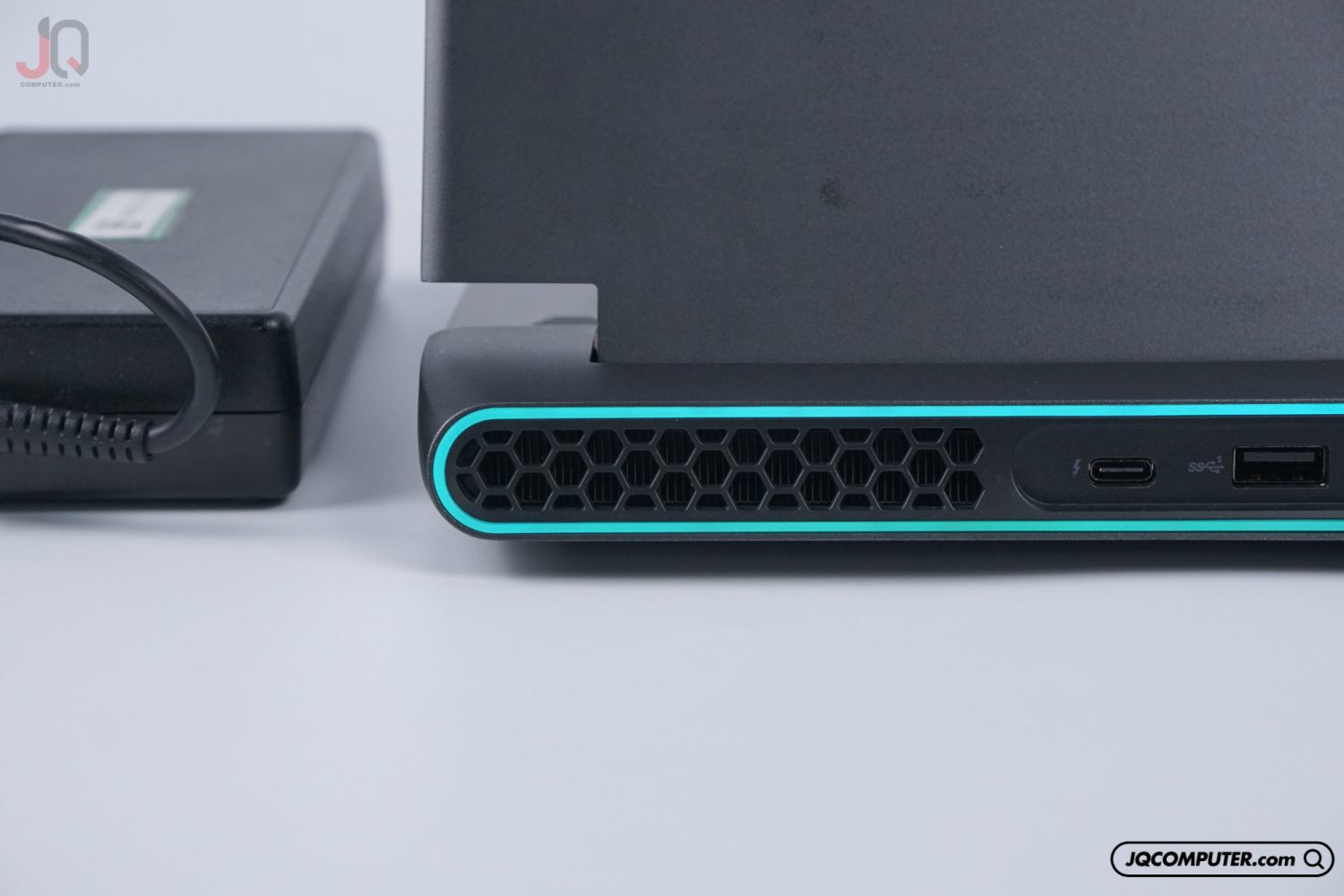 Dell Alienware M15 R6 - Image 15