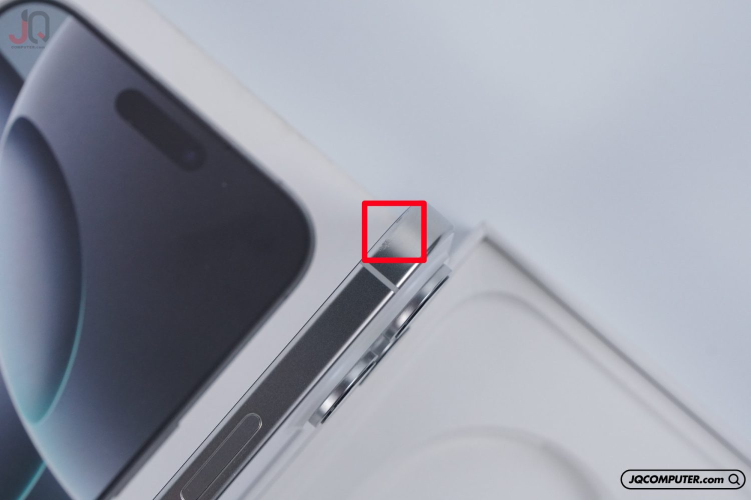 iPhone 16 Pro Max - Image 12