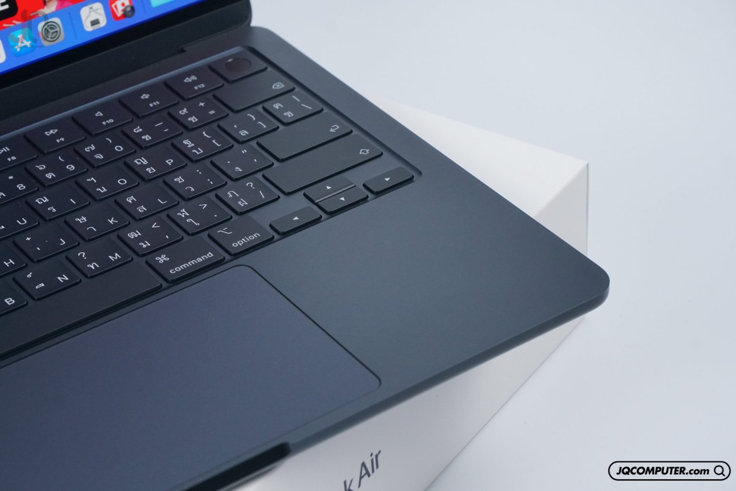 MacBook Air 13 Apple M2 - Image 4