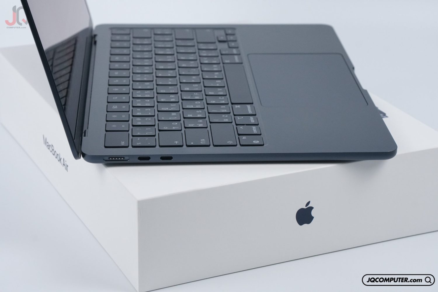 MacBook Air 13 Apple M2 - Image 6