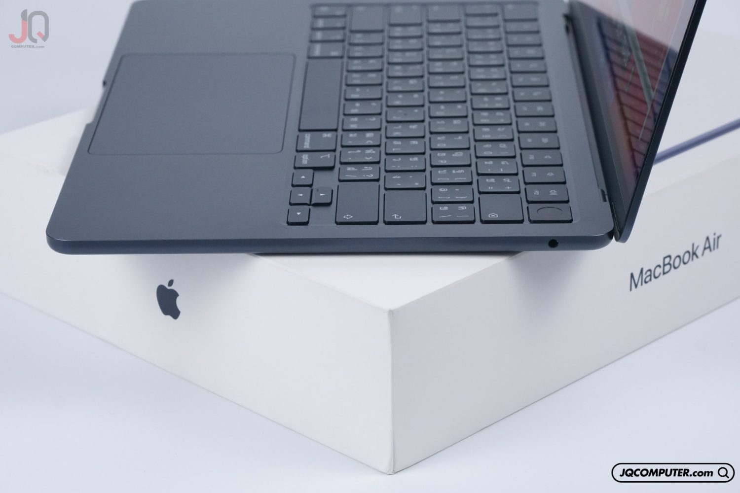 MacBook Air 13 Apple M3 - Image 12