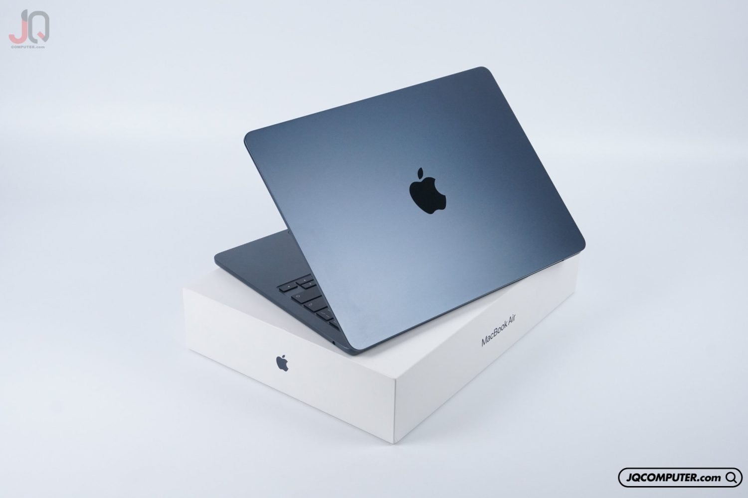 MacBook Air 13 Apple M3 - Image 2