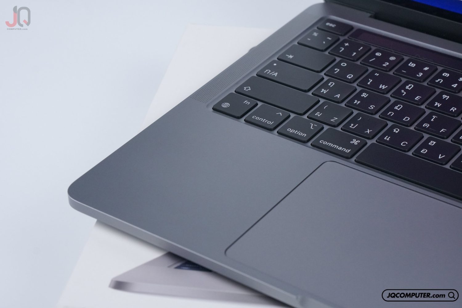 MacBook Pro 13 Apple M1 - Image 3