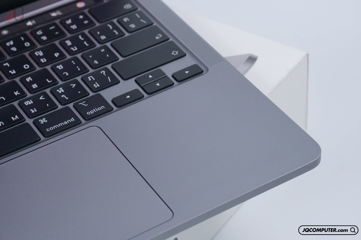 MacBook Pro 13 Apple M1 - Image 4