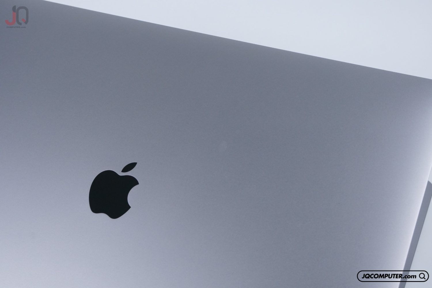 MacBook Pro 16" Intel Core i7 (2019) - Image 12