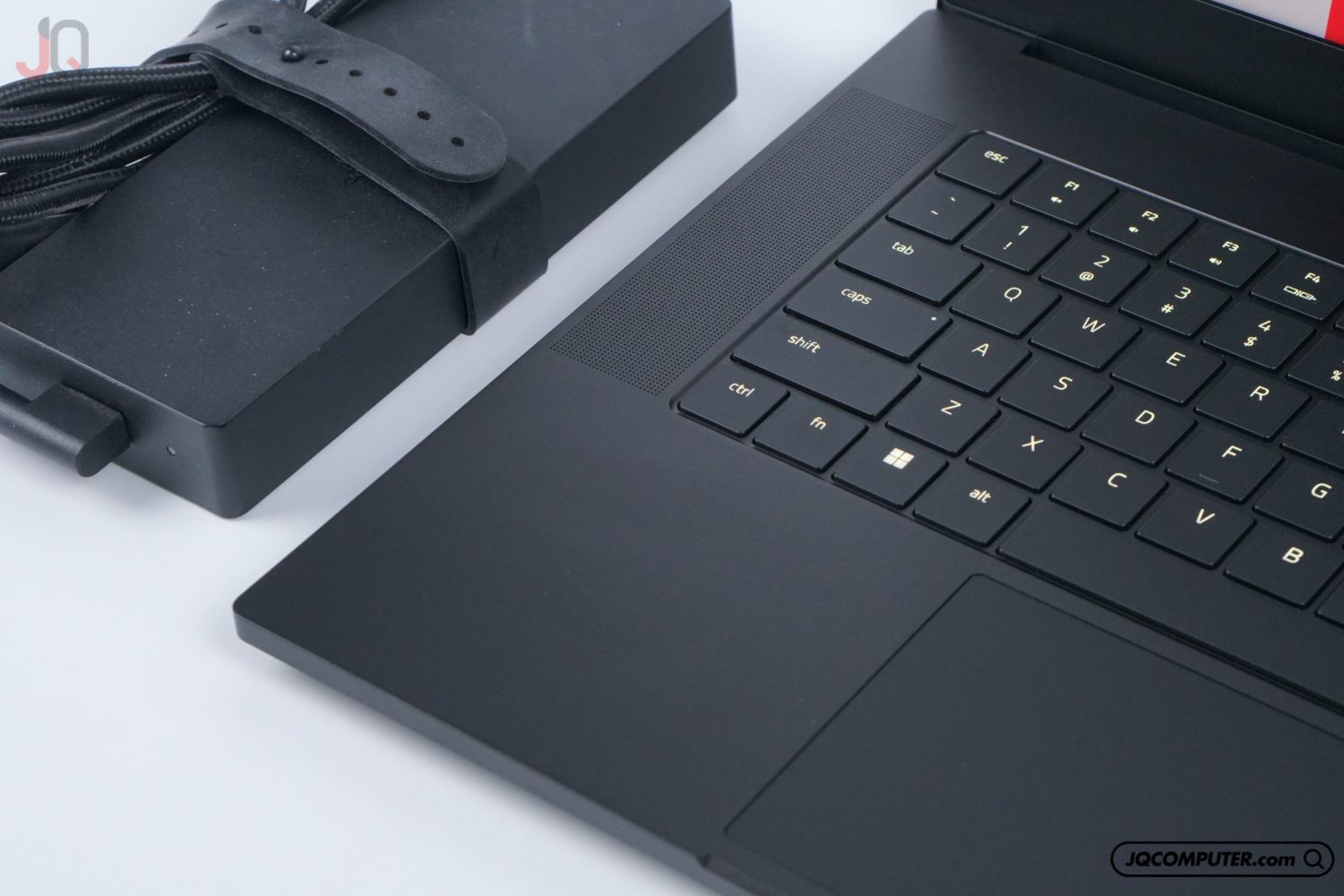 Razer Blade 15 Advanced - Image 3