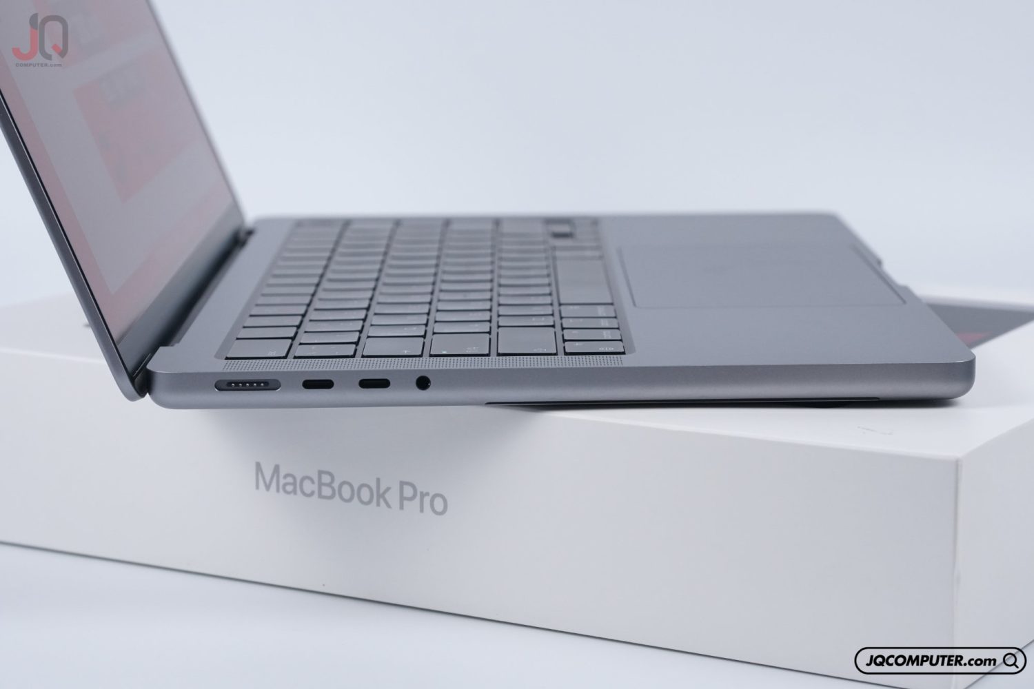 MacBook Pro 14" Apple M2 Pro (Apple Care+) - Image 11