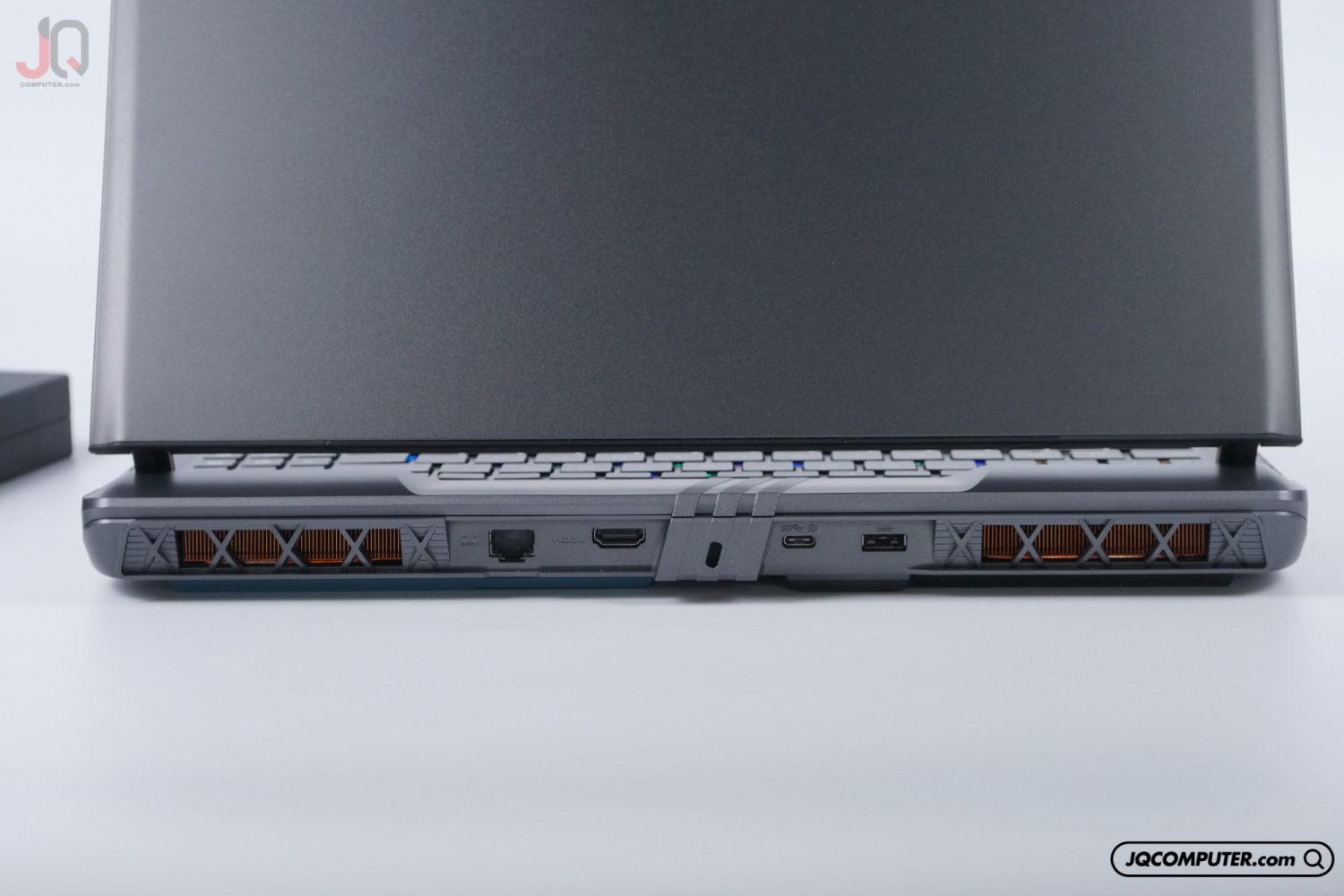 MSI Vector 16 HX - Image 15