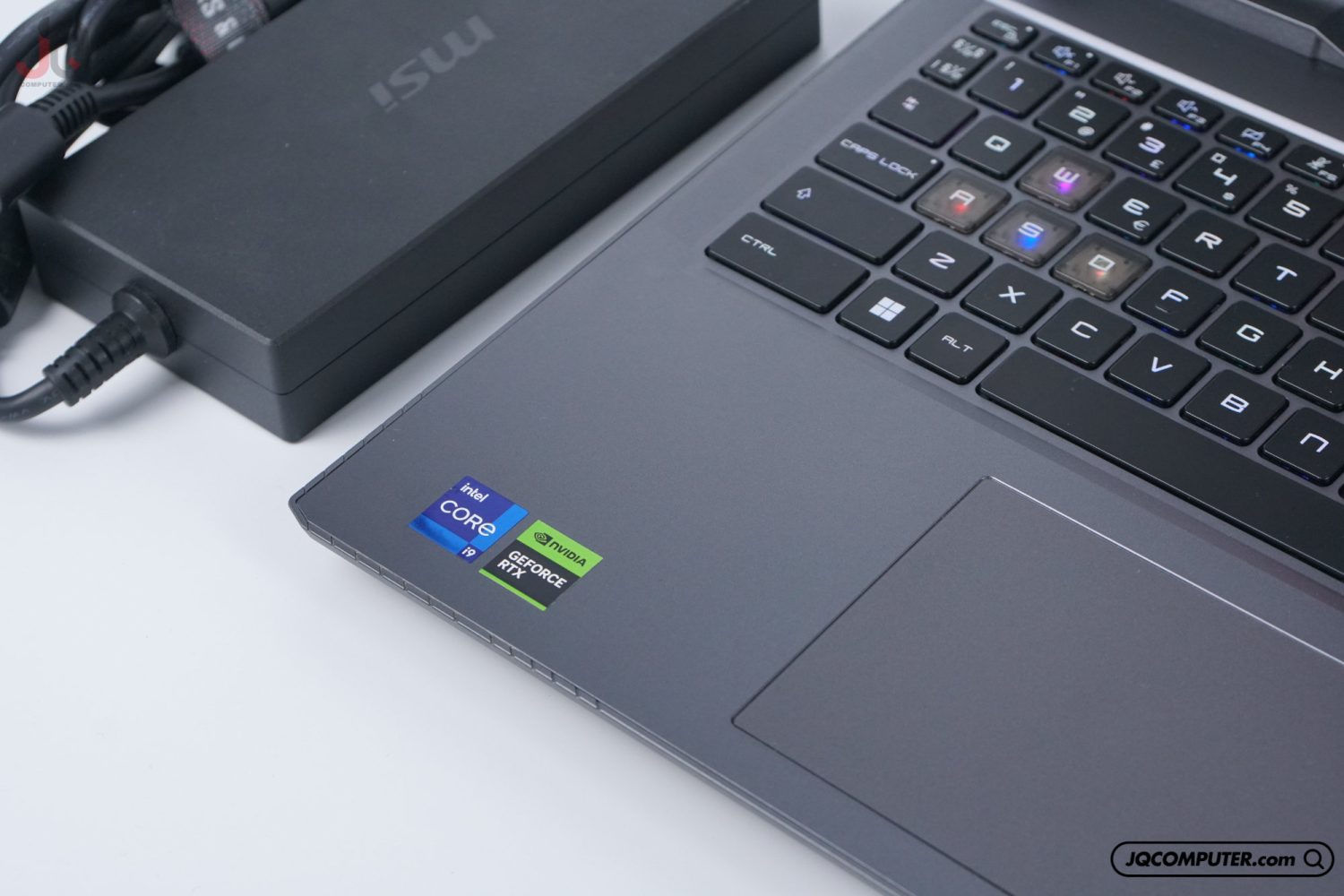 MSI Vector 16 HX - Image 3