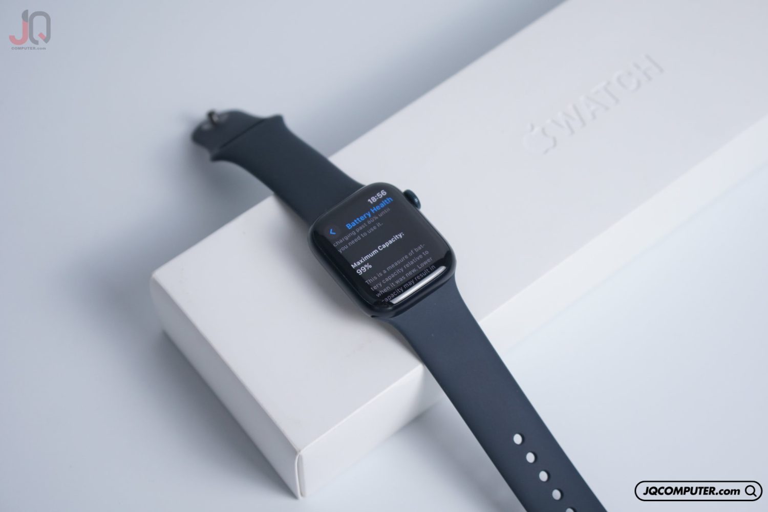 Apple Watch 8 GPS - Image 2