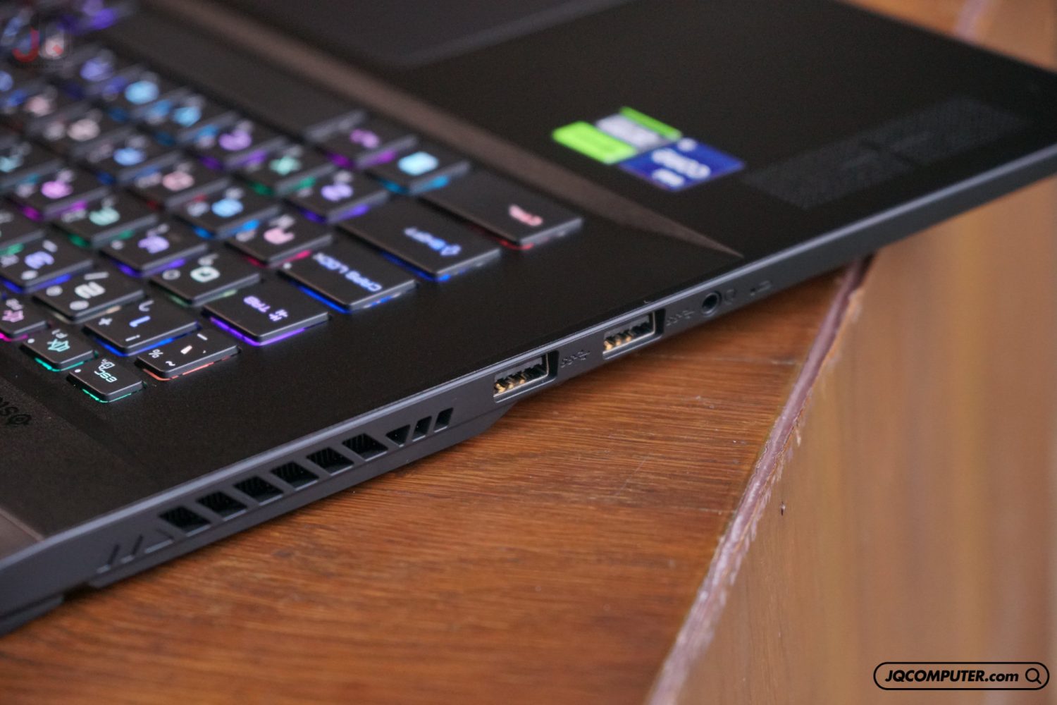 MSI Stealth 17 Studio - Image 16