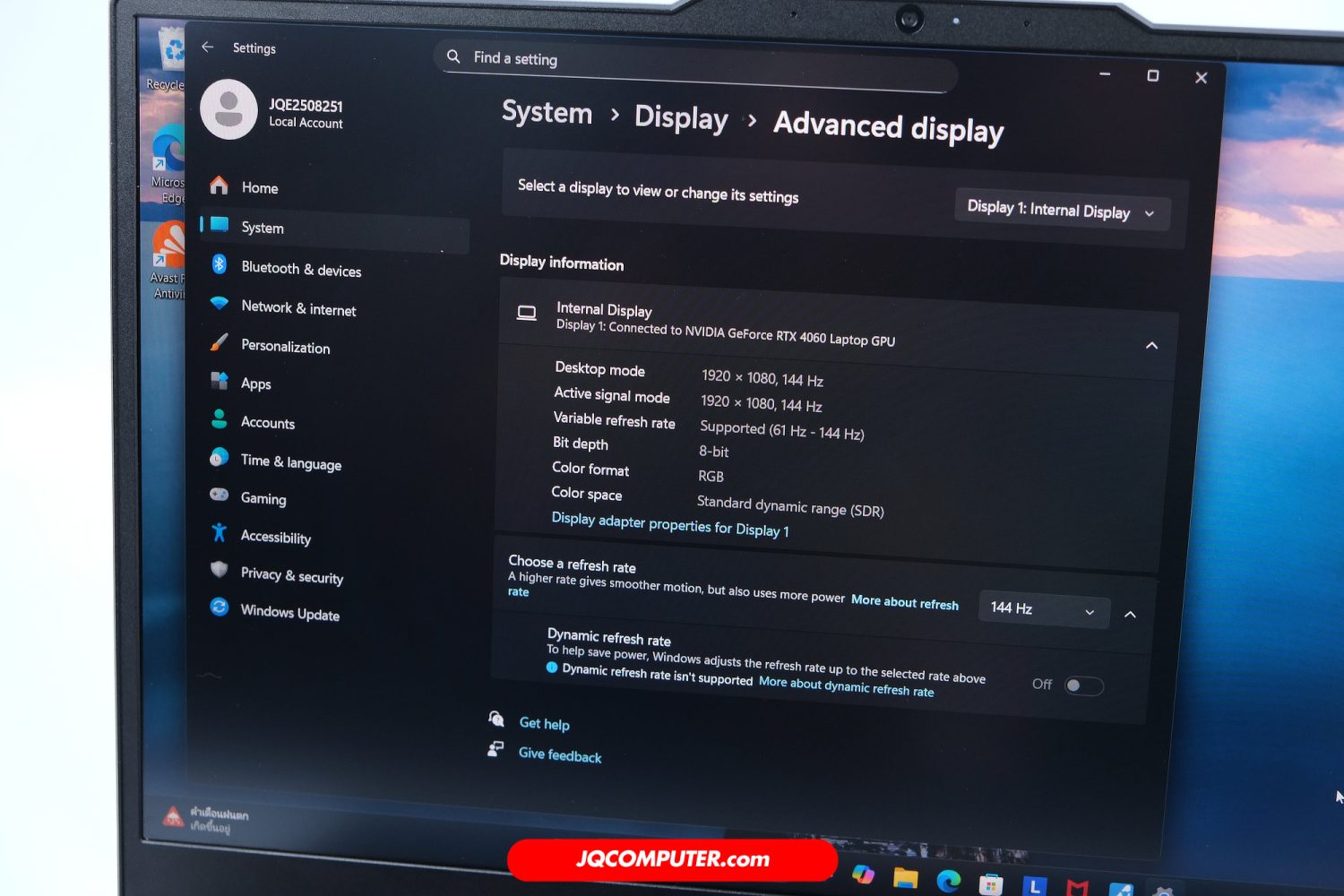 Lenovo LOQ 15ARP9 - Image 12