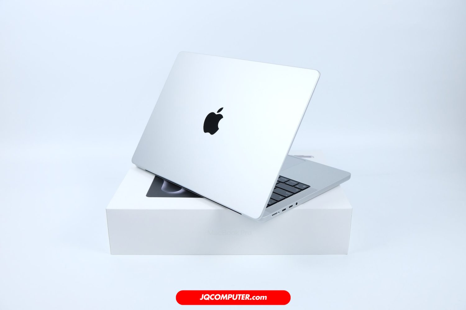 MacBook Pro 14 Apple M3 Max - Image 2