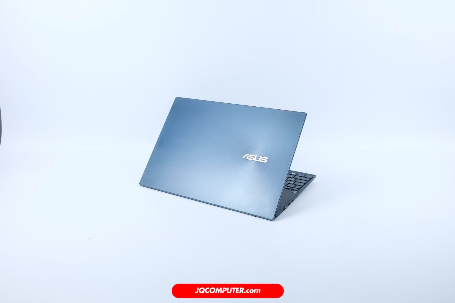 Asus ZenBook Duo - Image 2