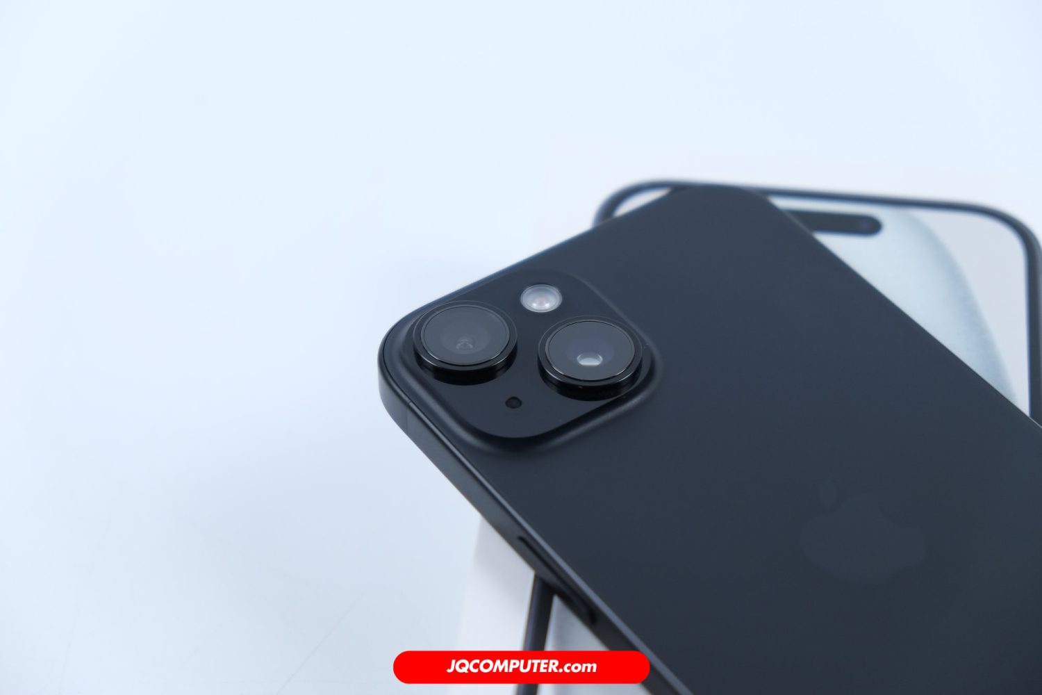 iPhone 15 (Apple Care Plus) - Image 3