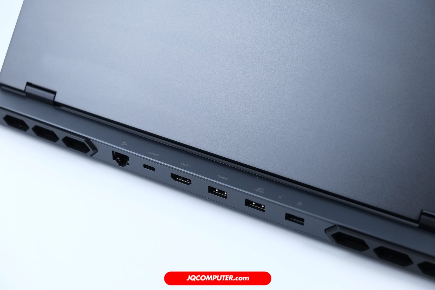 Lenovo Legion Pro 7 - Image 6
