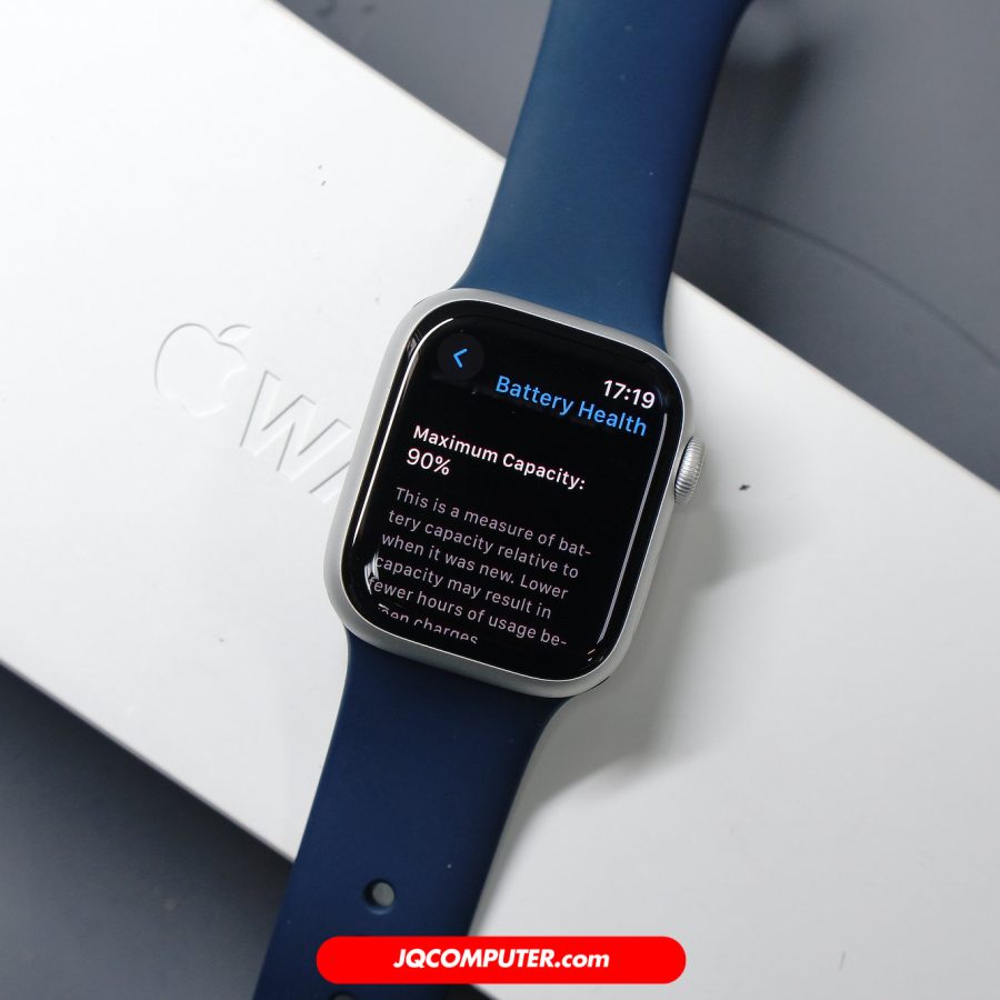 Alternative view of Apple Watch 9 GPS