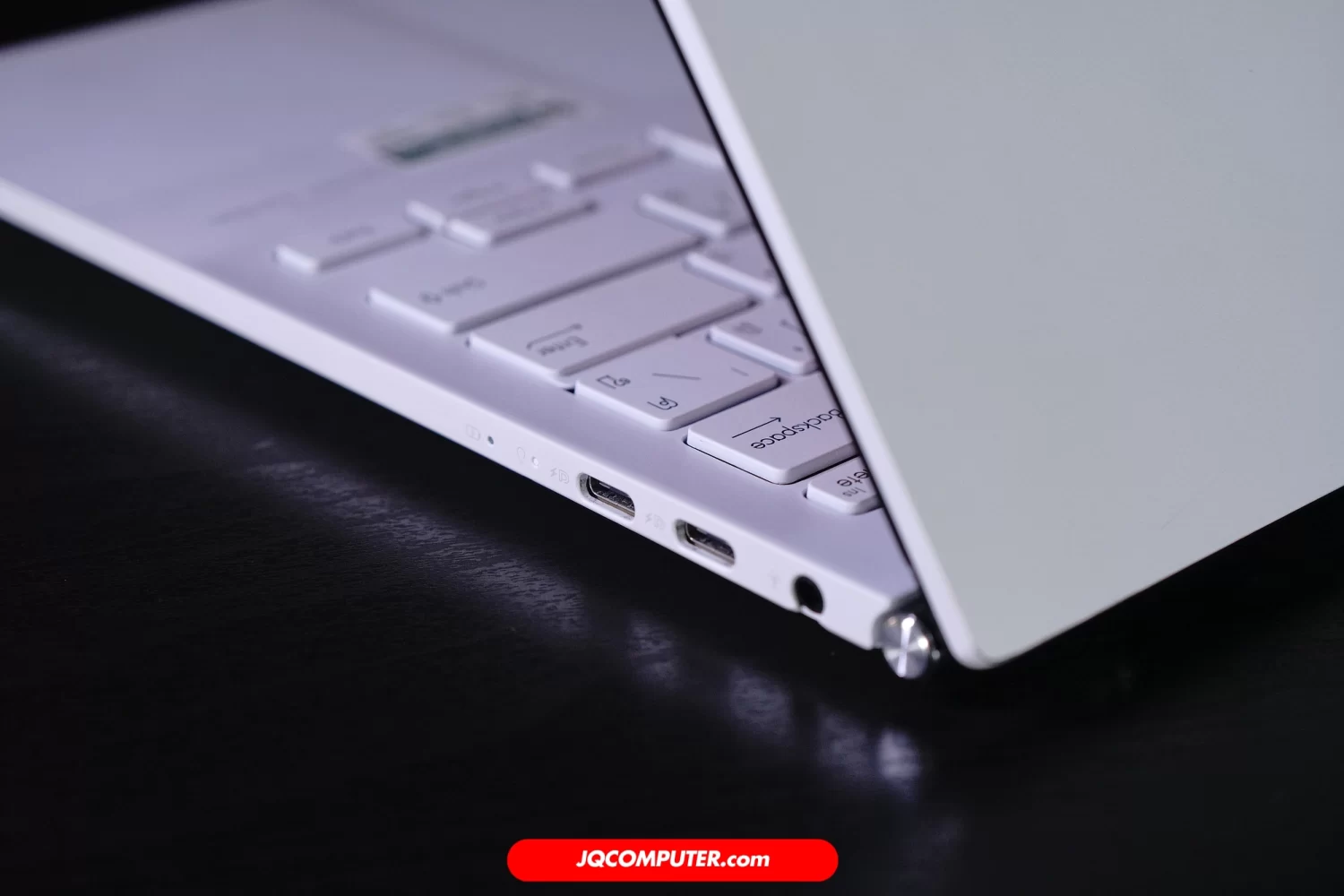 Asus ZenBook S13 OLED - Image 7