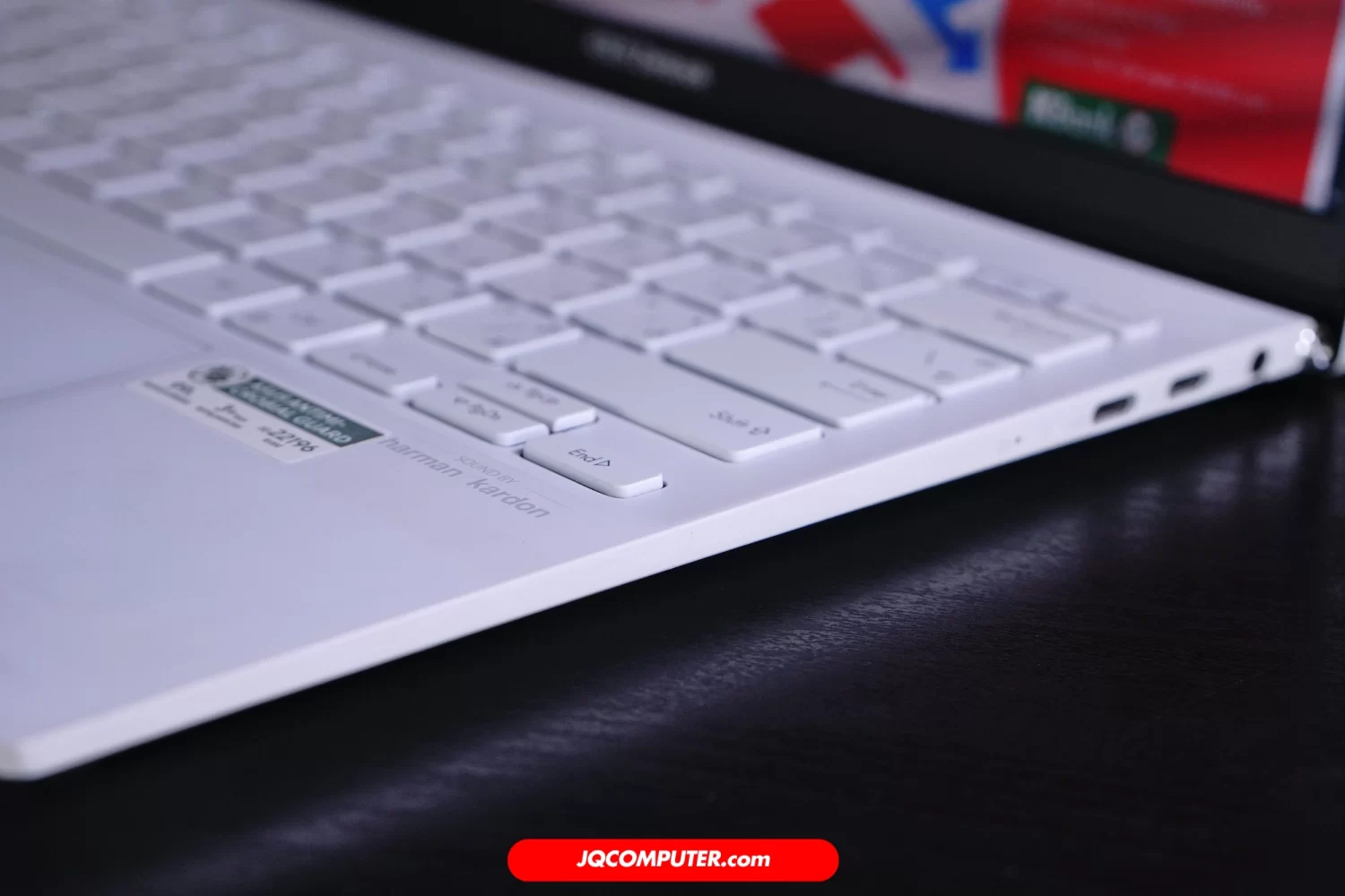 Asus ZenBook S13 OLED - Image 9