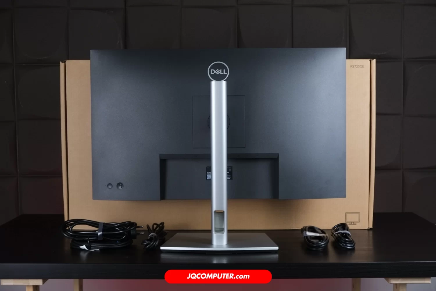 Dell P2723QE (4K, USB-C Monitor) - Image 2