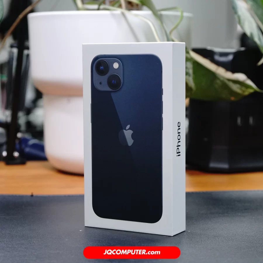 iPhone 13