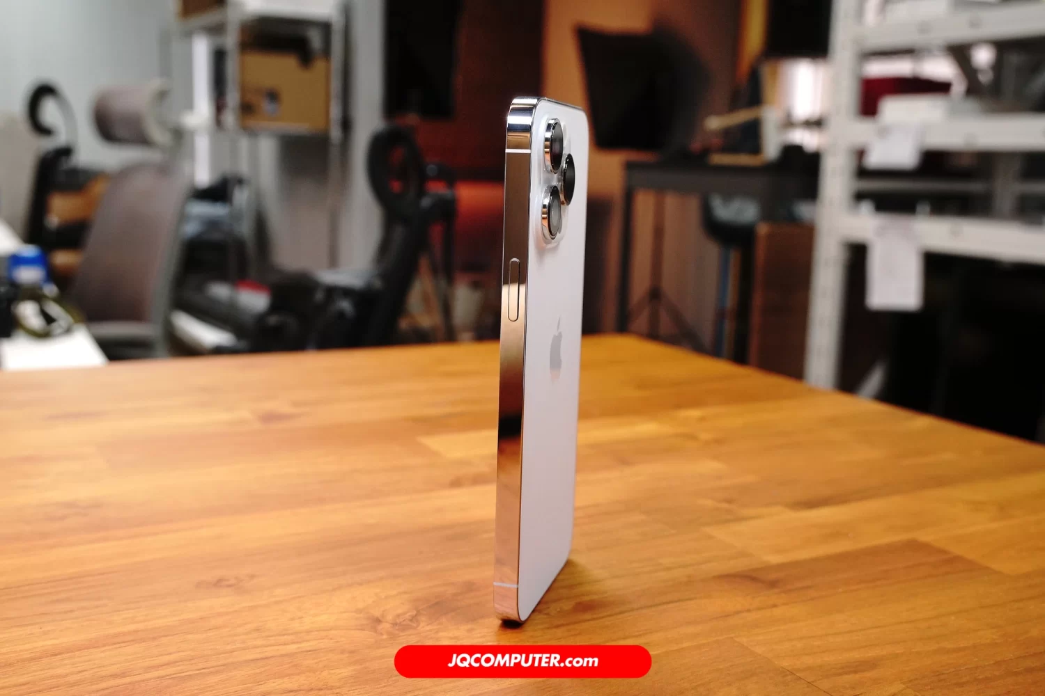 iPhone 14 Pro Max - Image 4