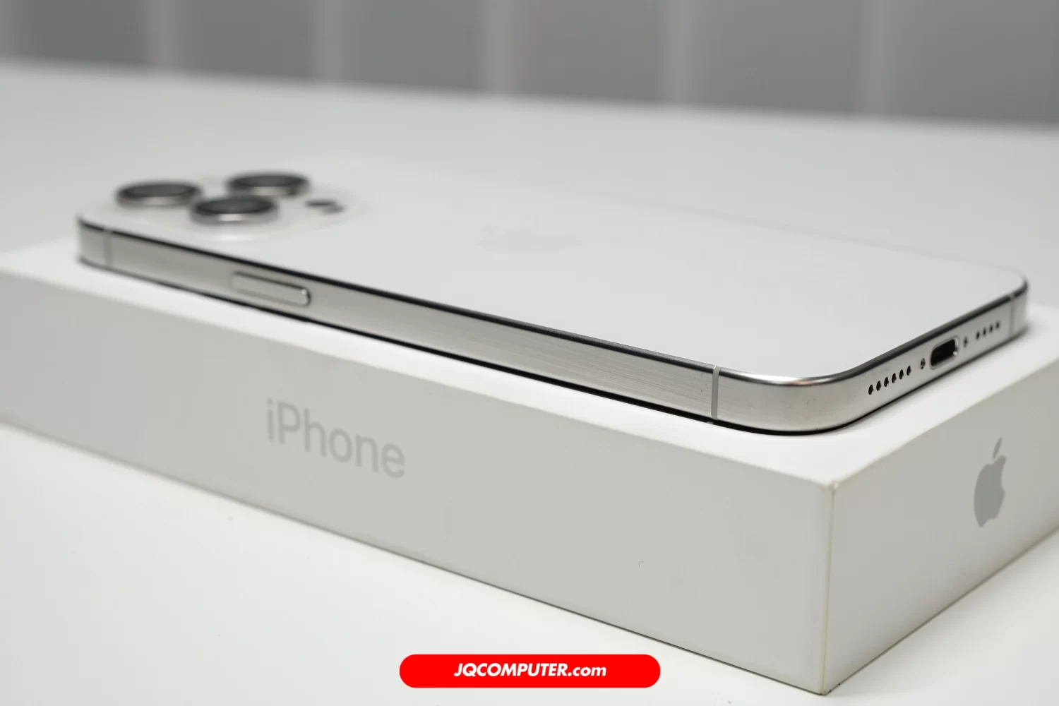 iPhone 15 Pro Max - Image 10