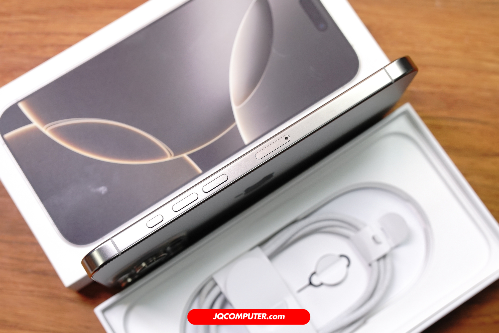 iPhone 16 Pro Max - Image 5