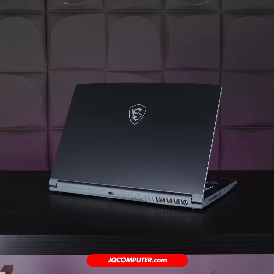Alternative view of MSI Thin 15