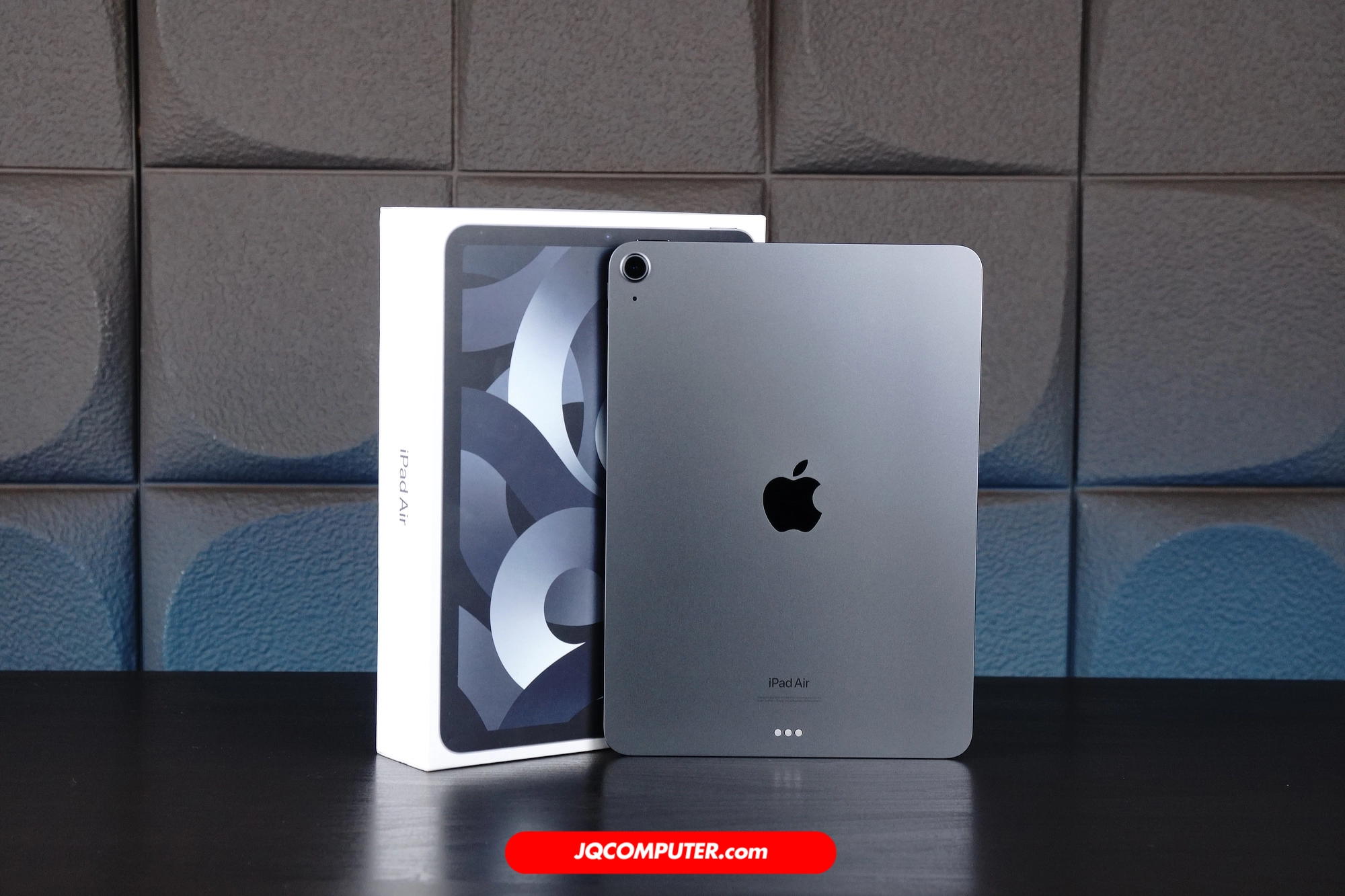 iPad Air 5 WiFi - Image 2