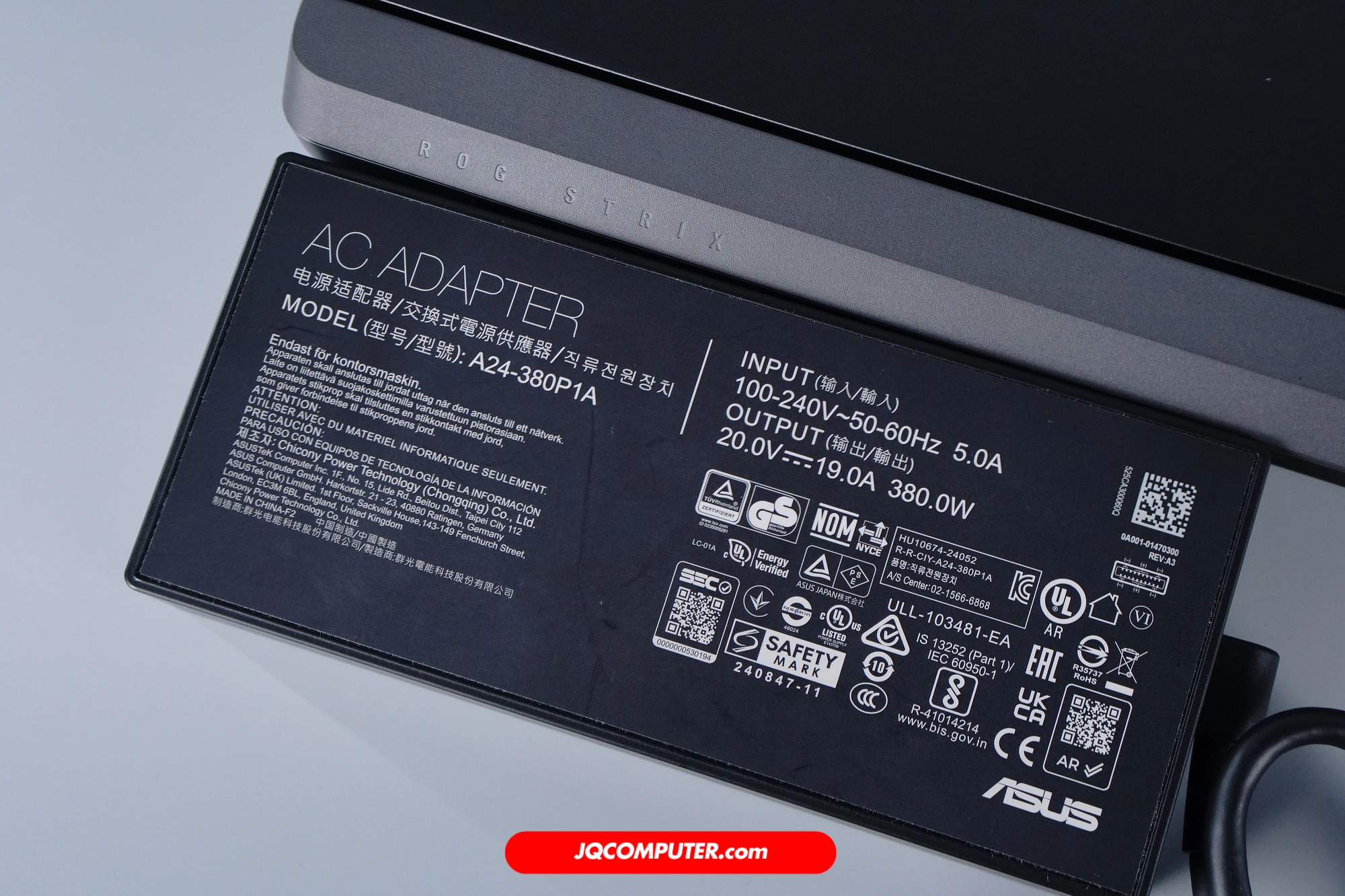 Asus ROG Strix G16 (2025) - Image 12