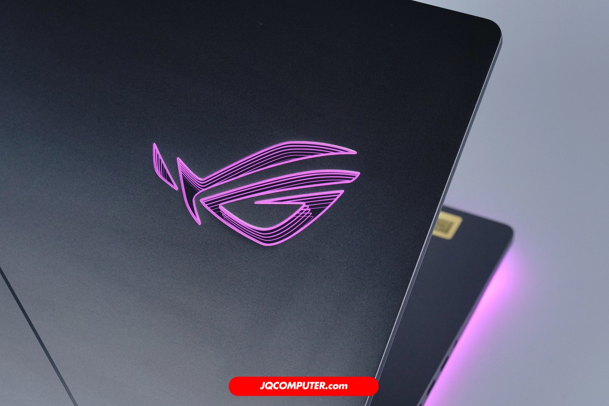 Asus ROG Strix G16 (2025) - Image 9