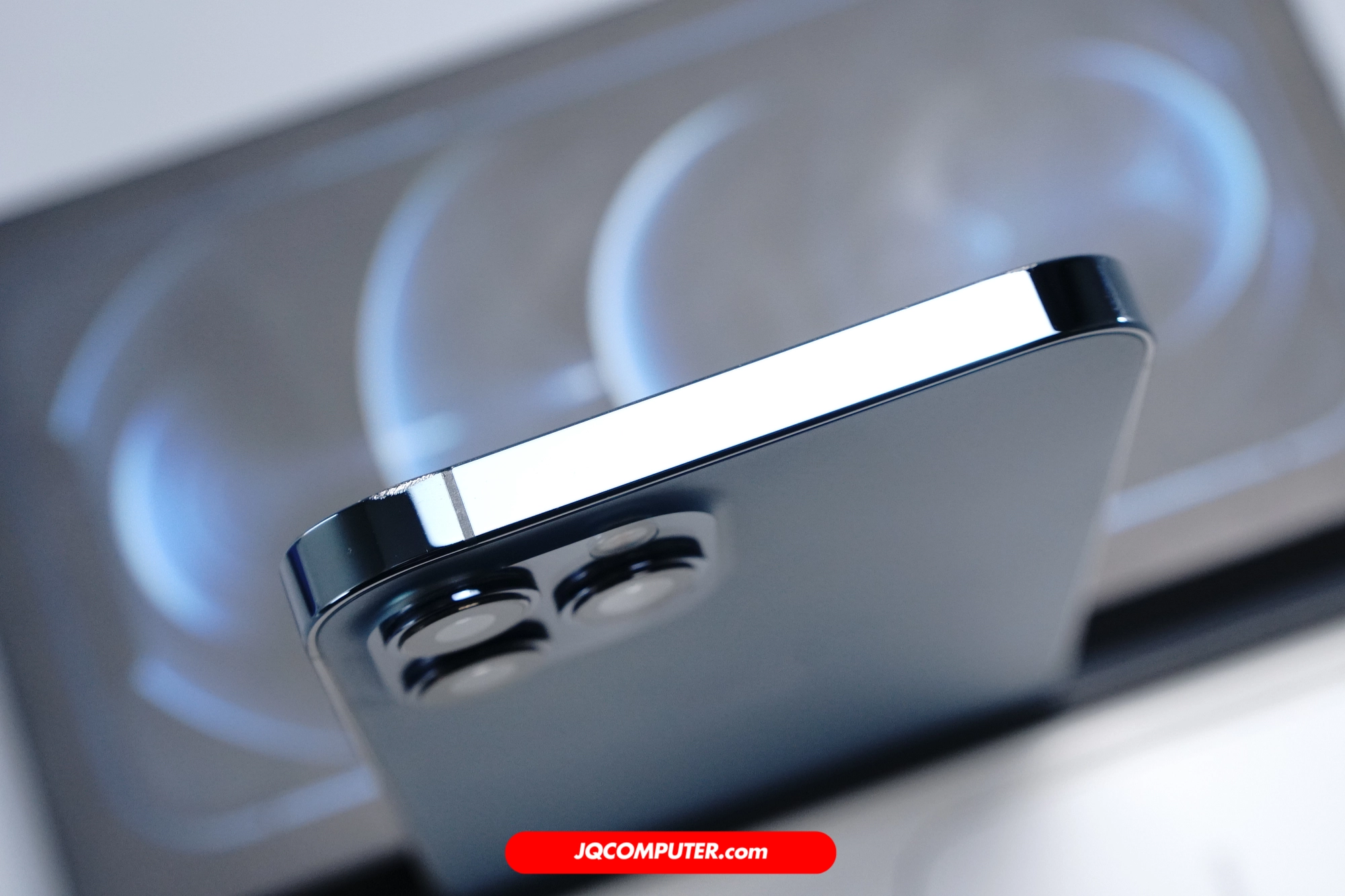 iPhone 12 Pro Max - Image 4