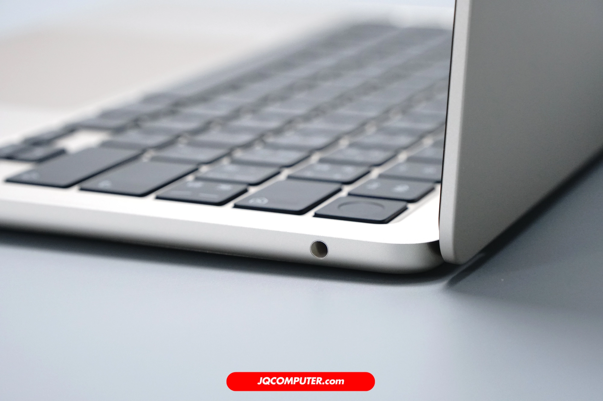 MacBook Air 13 Apple M2 (CTO) - Image 3
